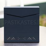 Smilšu antracīta krāsas āra pastkastīte mājai LB51 R3, skats no priekšas